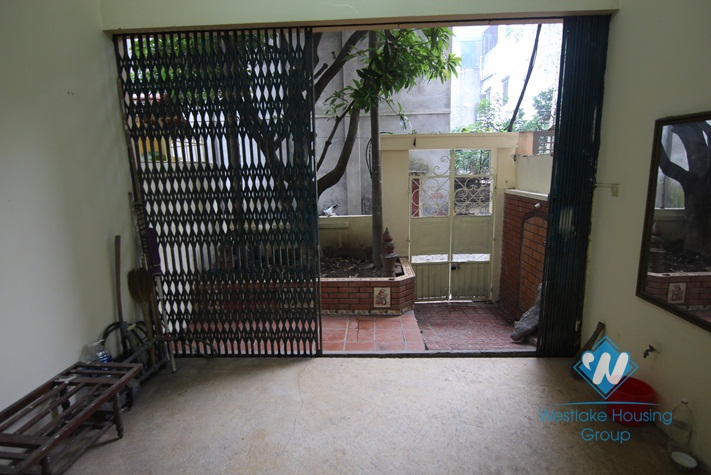 A cheap house for rent in Au co, Tay ho, Ha noi